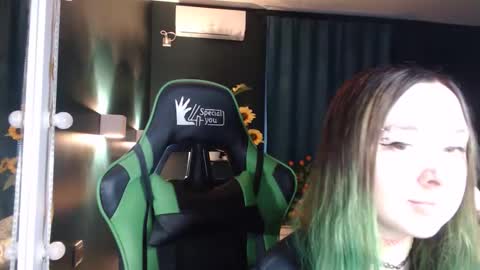 Hentaishiing online show from May 15, 4:43 pm