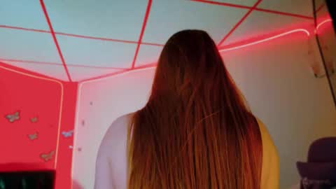 hermione_blonde online show from February 2, 4:28 pm