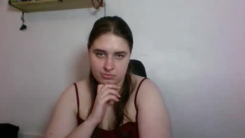 hess_luna_ online show from October 7, 9:14 am