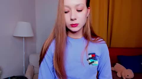 Linda online show from November 22, 7:27 pm