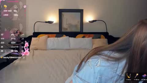 Linda online show from March 17, 7:40 pm