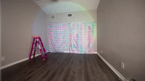 salem online show from December 26, 3:38 am