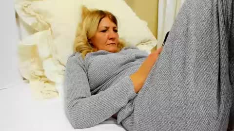 Heyheygrey online show from February 20, 5:33 am