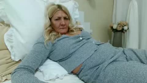 Heyheygrey online show from January 8, 5:11 am