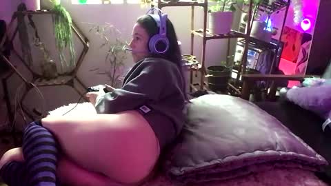 FlexieFae online show from January 2, 10:33 pm