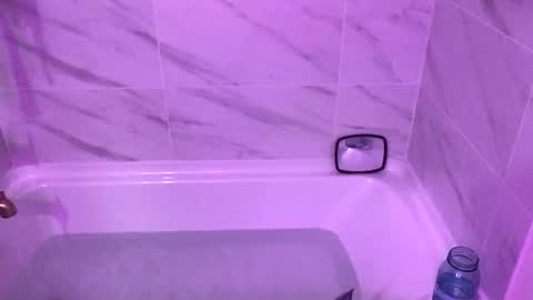 FlexieFae online show from January 1, 4:39 am