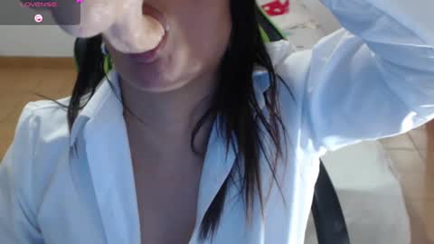 hiilary online show from October 9, 3:10 am