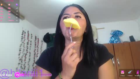 hilaril18 online show from April 25, 7:55 pm