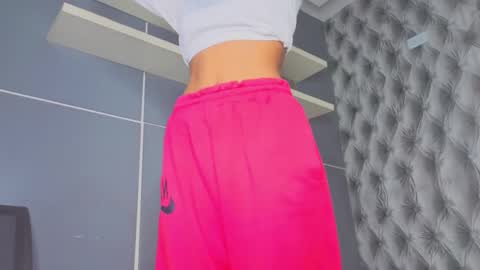  Hillary  online show from January 16, 12:17 am