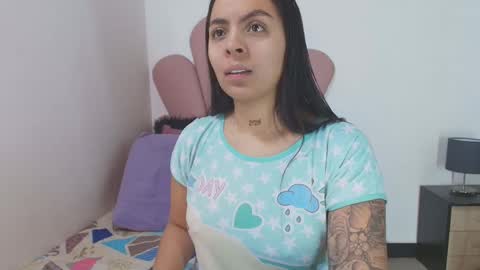 sarah online show from January 11, 3:06 pm