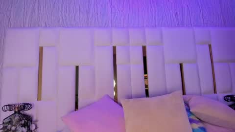 Hillary online show from April 21, 11:17 am