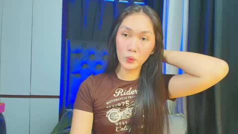 yuricah online show from March 3, 4:32 am