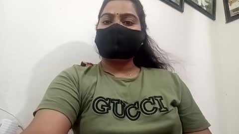 himuhimu22 online show from October 27, 8:36 pm