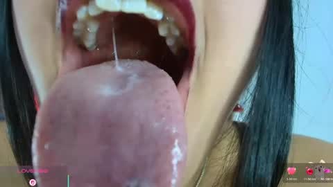 hinata online show from April 23, 11:29 pm