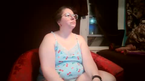 Bella online show from March 7, 2:29 am