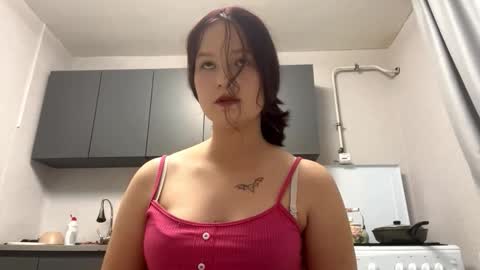 Viola online show from October 20, 2:42 pm