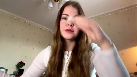 I am Amy ntmu Lets hit 10 Thumbs Up together online show from March 9, 11:13 am