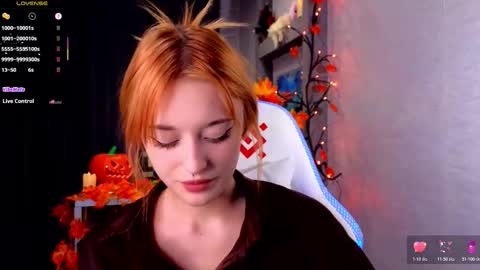 Ella online show from October 24, 6:04 pm