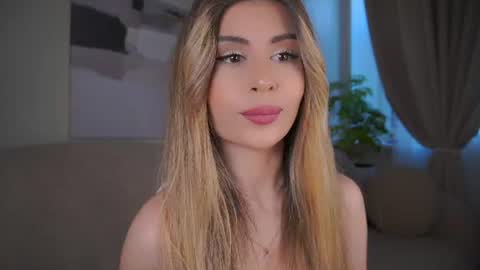 Moni Monica online show from July 24, 8:12 am