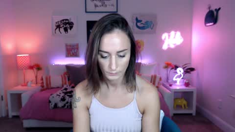 Holi Hurricane online show from December 2, 3:52 am