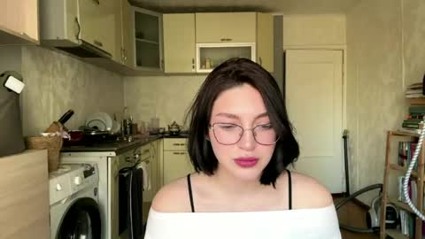 Sofia online show from April 26, 5:05 am