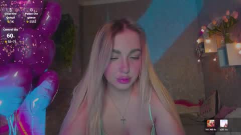 holly_molly8 online show from February 23, 4:06 pm