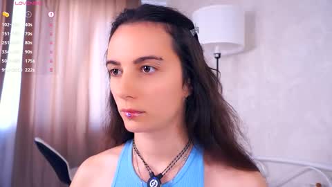 Snapshot of hollymonica chatting on September 13, 6:21 am Delly online show from September 13, 6:21 am