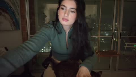 hollyshit_ online show from November 16, 1:07 am