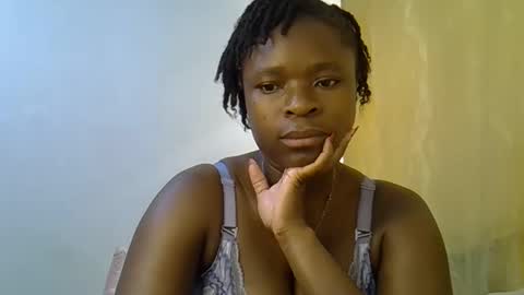 holy_ebony online show from June 5, 9:37 am