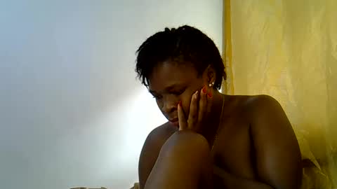 holy_ebony online show from June 11, 8:22 am