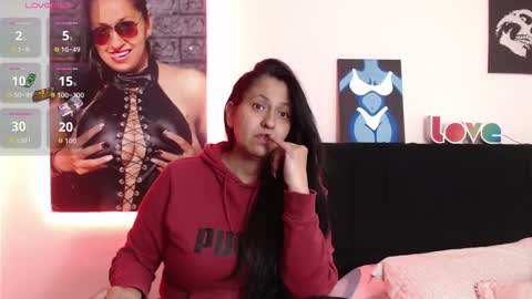 Snapshot of holydeath_1 chatting on October 15, 10:12 pm Milena online show from October 15, 10:12 pm
