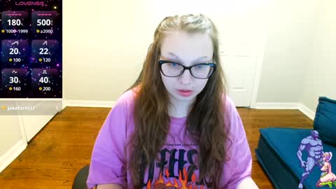 Snapshot of holyweed420 chatting on February 26, 1:03 am Viktoria online show from February 26, 1:03 am