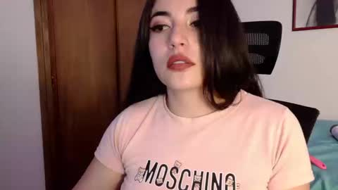 Honey Aynu online show from September 19, 9:36 pm