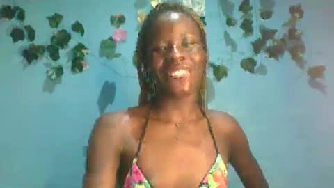 Queen online show from October 17, 10:46 pm