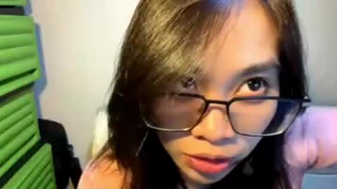 honey_drip_ online show from June 16, 2:18 pm