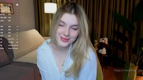Lina online show from May 1, 7:17 pm
