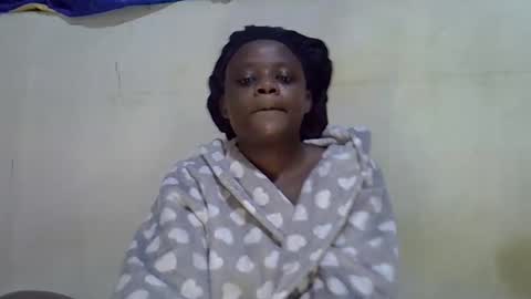 honey_sunshiny online show from April 25, 5:32 am