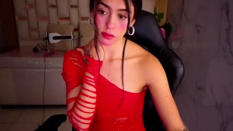 HONEY  online show from July 25, 2:35 pm