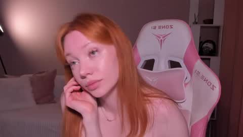 honeyautumn online show from April 23, 12:30 am