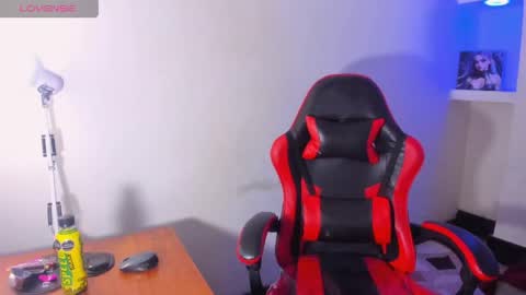 HONEY LUXE online show from April 22, 4:31 am