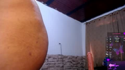 honeypussy3021 online show from April 25, 1:41 pm