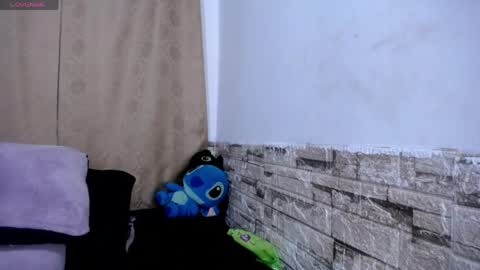 honeypussy3021 online show from April 21, 7:59 am