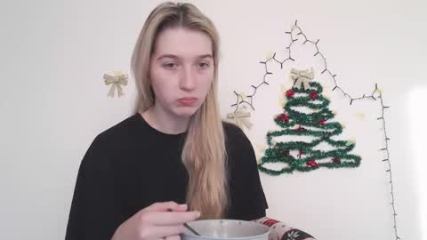 honeyveil online show from January 19, 1:07 pm