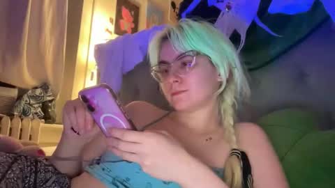 Emi Rose online show from March 6, 8:20 am