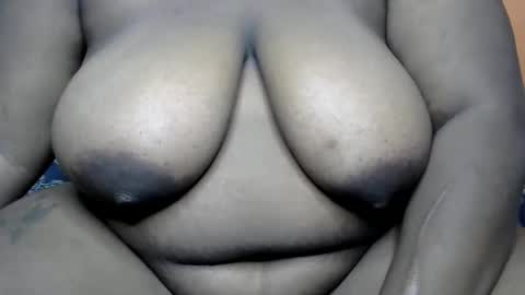 honnsex76 online show from May 28, 7:56 pm