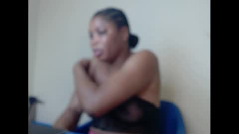 horny4bum online show from February 12, 7:02 am