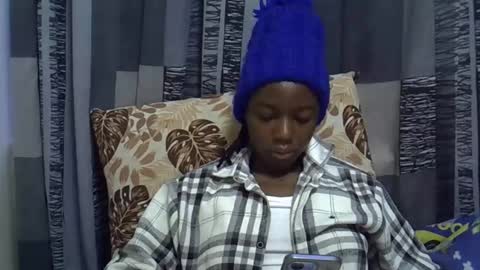 Leila online show from April 25, 3:31 am