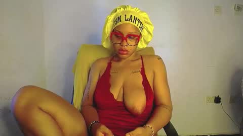 horny_ebonygirl_ online show from March 18, 4:01 pm