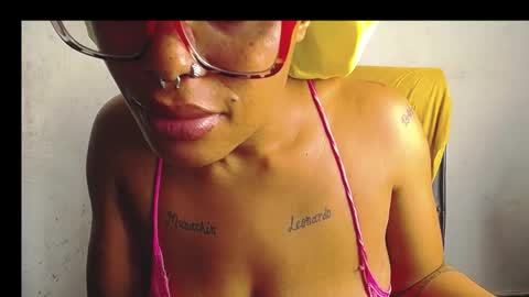 horny_ebonygirl_ online show from March 21, 8:30 am