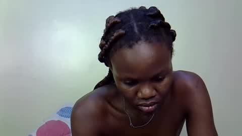 Snapshot of hornycrushy chatting on September 18, 3:16 am Sea girl online show from September 18, 3:16 am